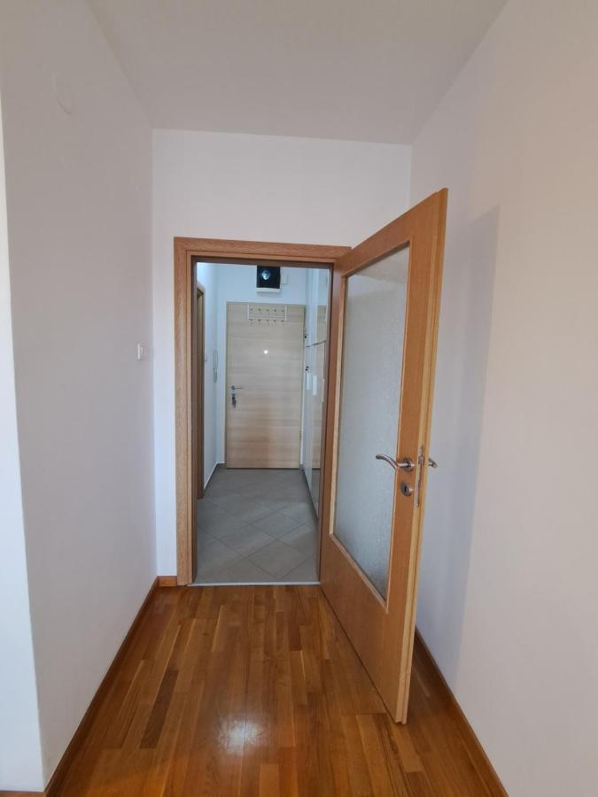 Appartamento Hana Podgorica Esterno foto